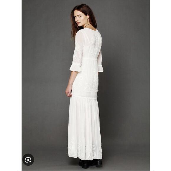 Free People White Romance Embroidered Maxi Size S/P - Picture 2 of 13